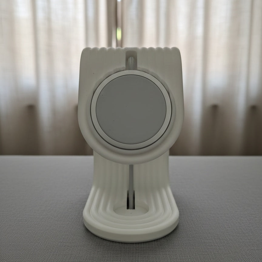 Wave MagSafe Desk Charger Stand